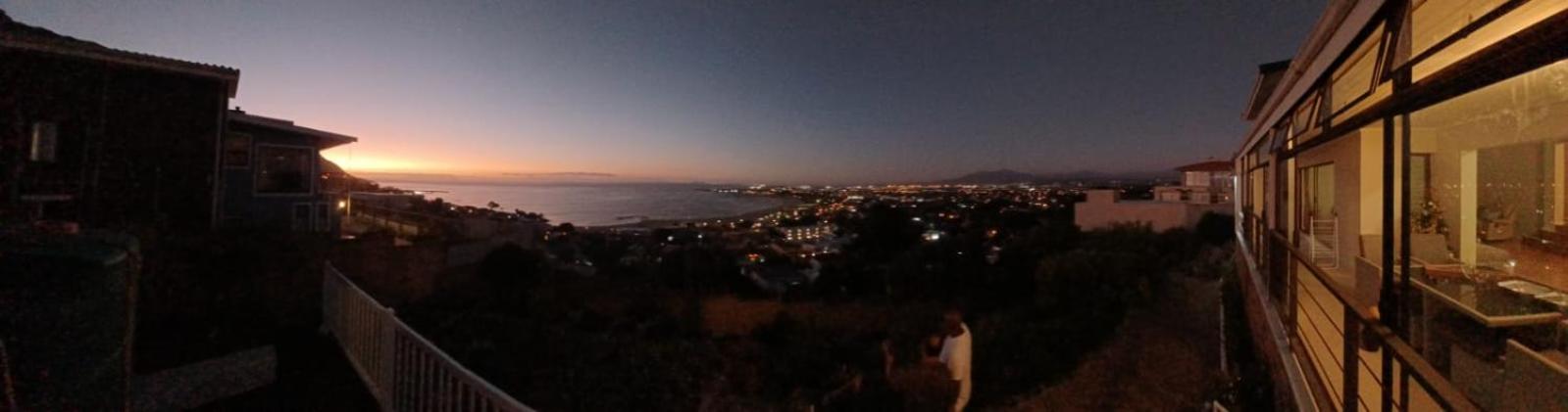 Holiday home 22 On Drommedaris Cape Town